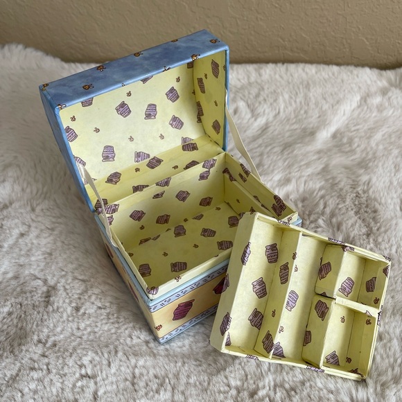 EUC Vintage Disney Classic Winnie the Pooh Jewelry/Trinket Chest/Box - Picture 6 of 8